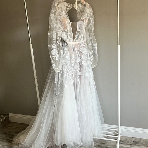 Olena from Willowby by Watters - Picture 15 of 15